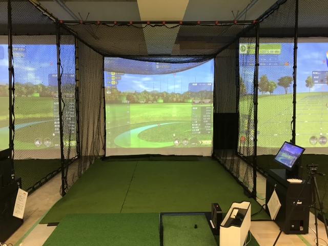 INDOOR GOLF SIMULATOR  G-SHOT SMART 2 AT SAITAMA PROVINCE