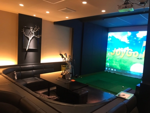 JoyGolf Smart + đã được cài đặt tại 'Quầy hàng của khách hàng tiềm năng' tại thành phố Hikone, tỉnh Shiga.