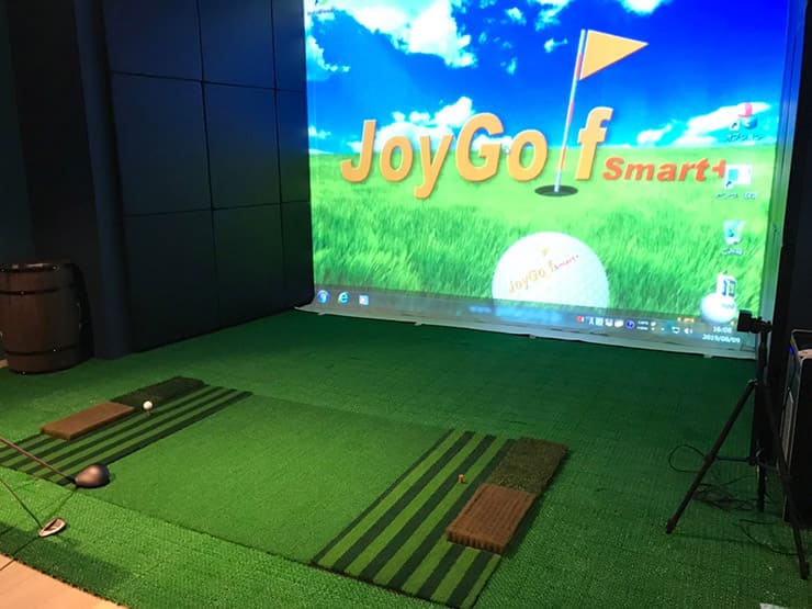 Lắp đặt [Joy Joyolfolf Smart +]  tại Bar Golf MERRY ở thành phố Nakatsu, tỉnh Oita.